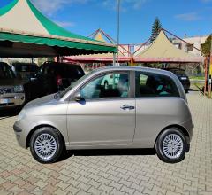 Auto - Lancia ypsilon 1.2 oro