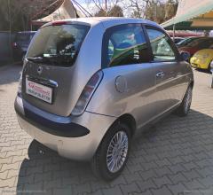 Auto - Lancia ypsilon 1.2 oro