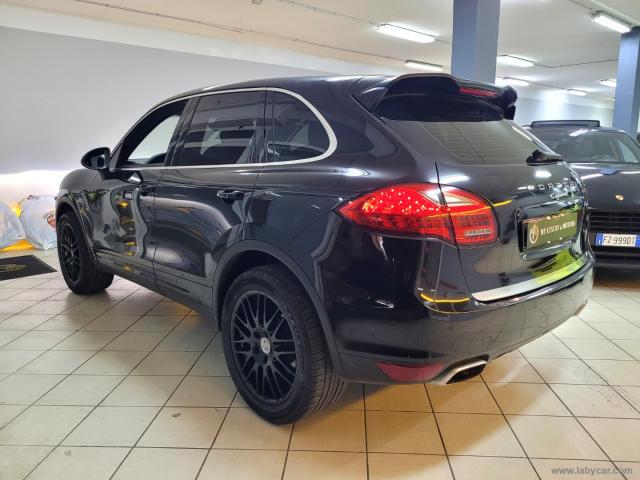 Auto - Porsche cayenne 3.0 diesel