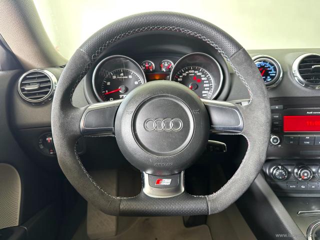 Auto - Audi tt coupÃ© 2.0 tfsi