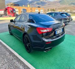 Auto - Maserati ghibli v6 diesel 275 cv