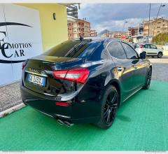 Auto - Maserati ghibli v6 diesel 275 cv