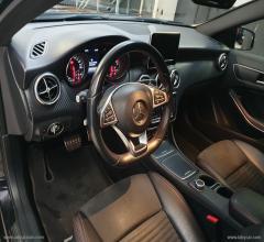 Auto - Mercedes-benz a 180 d automatic premium amg