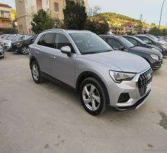 Auto - Audi q3 35 tdi s tronic business