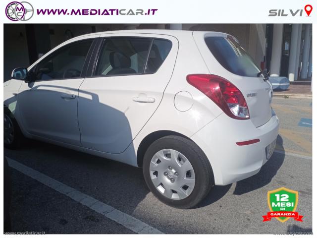 Auto - Hyundai i20 1.1 crdi 5p. classic