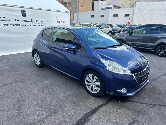 Auto - Peugeot 208 1.4 vti 95 cv 3p. gpl allure