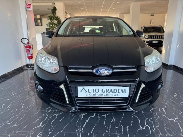 Auto - Ford focus 1.6 120 cv gpl