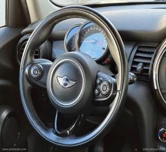 Auto - Mini mini cooper d business 5 porte