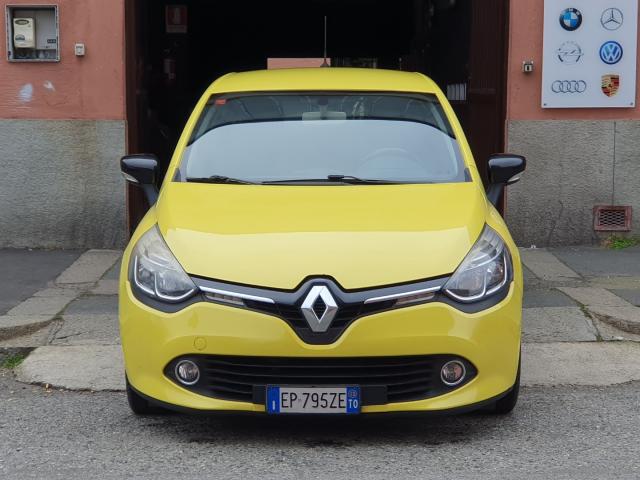 Auto - Renault clio 1.2 75 cv 5p.