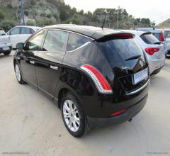 Auto - Lancia delta 1.6 mjt dpf oro