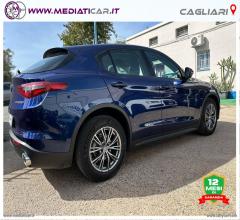 Auto - Alfa romeo stelvio 2.2 t.diesel 180cv at8 rwd bus.