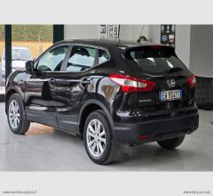 Auto - Nissan qashqai 1.2 dig-t acenta