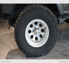 Auto - Jeep wrangler 4.0 hard top laredo