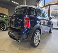 Auto - Mini mini cooper sd countryman