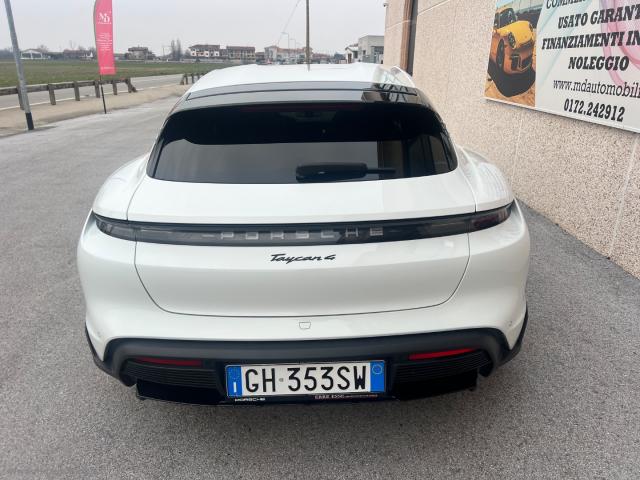 Auto - Porsche taycan 4 cross turismo