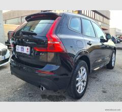 Auto - Volvo xc60 b4