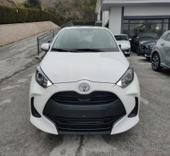 Auto - Toyota yaris 1.5 hybrid 5p. active