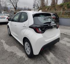 Auto - Toyota yaris 1.5 hybrid 5p. active