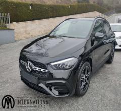 Mercedes-benz gla 200 d automatic amg line premium