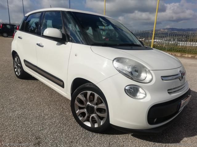 Auto - Fiat 500l 1.6 mjt 120 cv lounge