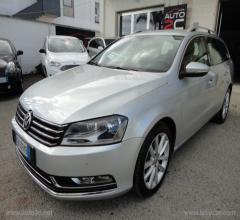 Auto - Volkswagen passat var. 2.0 tdi highline bluem.tech