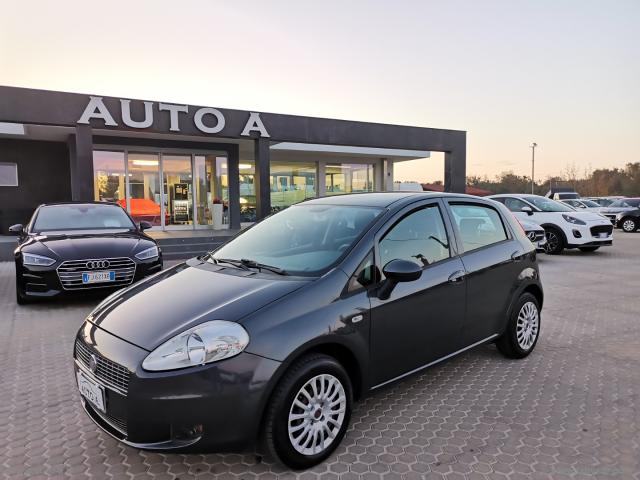 Auto - Fiat grande punto 1.3 mjt 75 cv 5p. dynamic