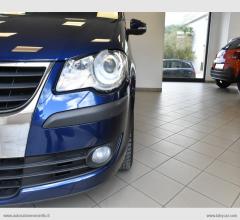 Auto - Volkswagen touran 1.9 tdi 105cv dpf conceptline