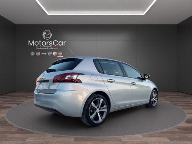 Auto - Peugeot 308 1.6 e-hdi 115 cv s&s allure