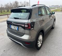 Auto - Volkswagen t-cross 1.0 tsi life