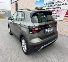 Auto - Volkswagen t-cross 1.0 tsi life