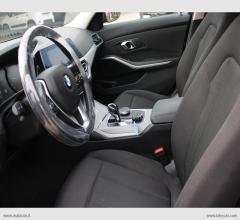 Auto - Bmw 318d touring business advantage aut.