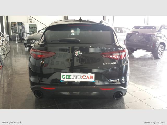 Auto - Alfa romeo stelvio 2.2 t.diesel 190cv at8 q4 sprint