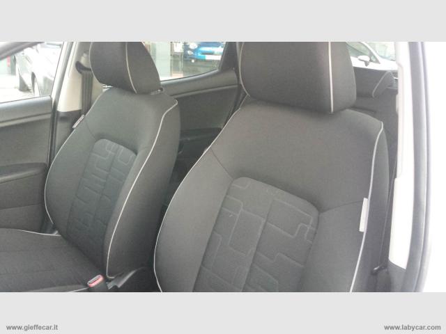 Auto - Kia venga 1.4 cvvt lx easy neo-patentato