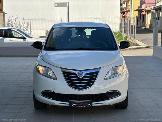 Auto - Lancia ypsilon 1.2 69 cv 5p. s&s gold