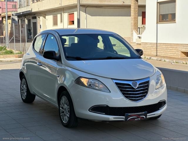 Auto - Lancia ypsilon 1.2 69 cv 5p. s&s gold