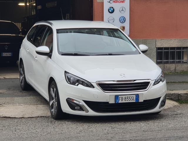 Auto - Peugeot 308 bluehdi 120 s&s sw allure