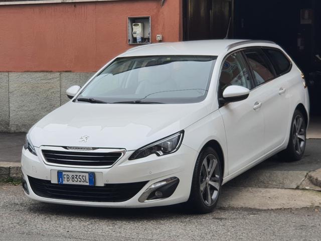 Auto - Peugeot 308 bluehdi 120 s&s sw allure