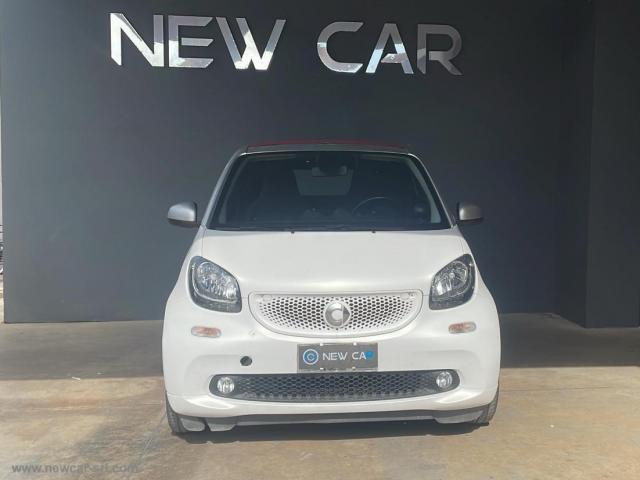 Auto - Smart fortwo 90 0.9 t twinamic cabrio prime