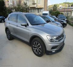 Auto - Volkswagen tiguan 2.0 tdi dsg business bmt