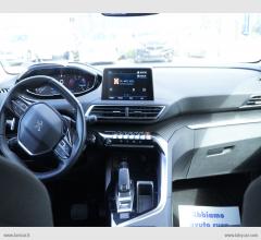 Auto - Peugeot 5008 bluehdi 130 s&s allure