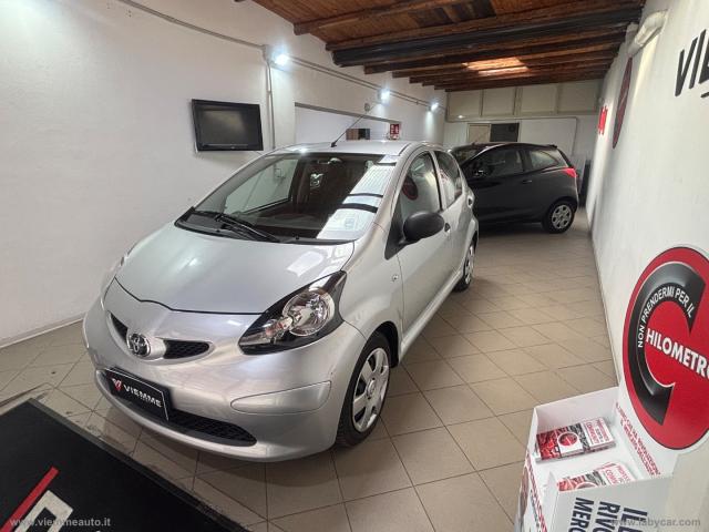 Auto - Toyota aygo 1.0 vvt-i 5p. now