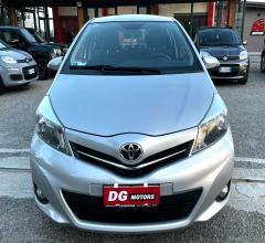 Auto - Toyota yaris 1.4 d-4d 5p. active