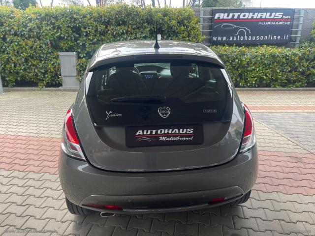 Auto - Lancia ypsilon 1.0 firefly 5p. s&s hybrid gold