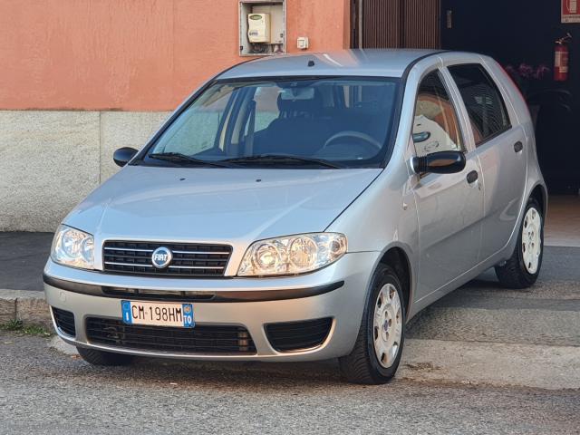 Auto - Fiat punto 1.2 5p. 60 cv