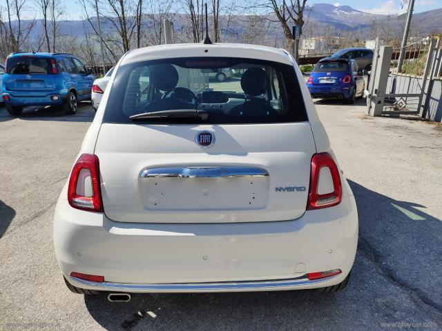 Auto - Fiat 500 1.0 hybrid dolcevita