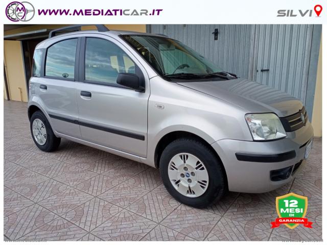 Auto - Fiat panda 1.2 emotion