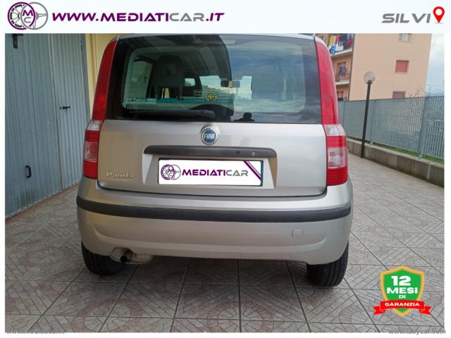 Auto - Fiat panda 1.2 emotion