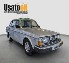 Auto - Volvo 244 gle 770