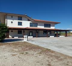 Casa indipendente in vendita a rosciano villa san giovanni