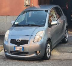 Auto - Toyota yaris 1.3 5p. sol